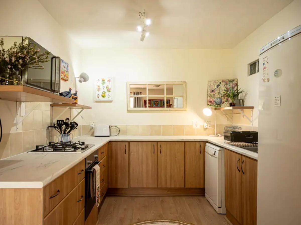 Arkelshoek Cottages Стеленбош Стая снимка